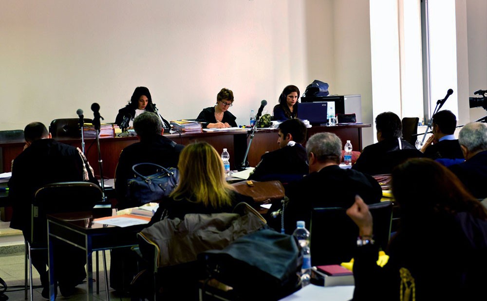 Poligono - Tribunale di Lanusei (Sardegna), un momento del processo "Veleni di Quirra"