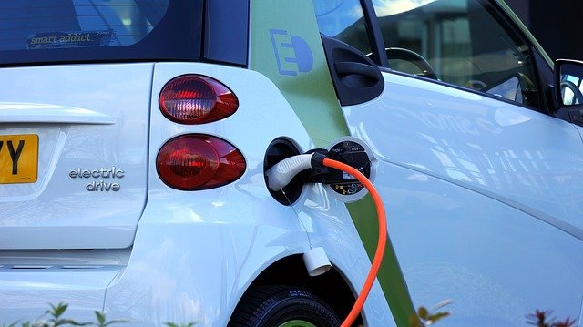 Regione Lombardia incentivi auto elettrica